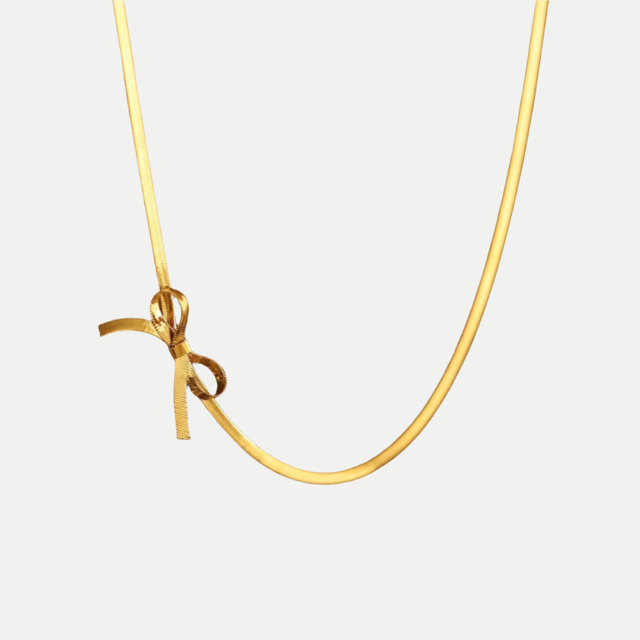 Rébecca – Collier doré avec pendentif en forme d'initiale